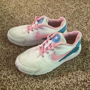 Nike Girl sneakers white pink & blue